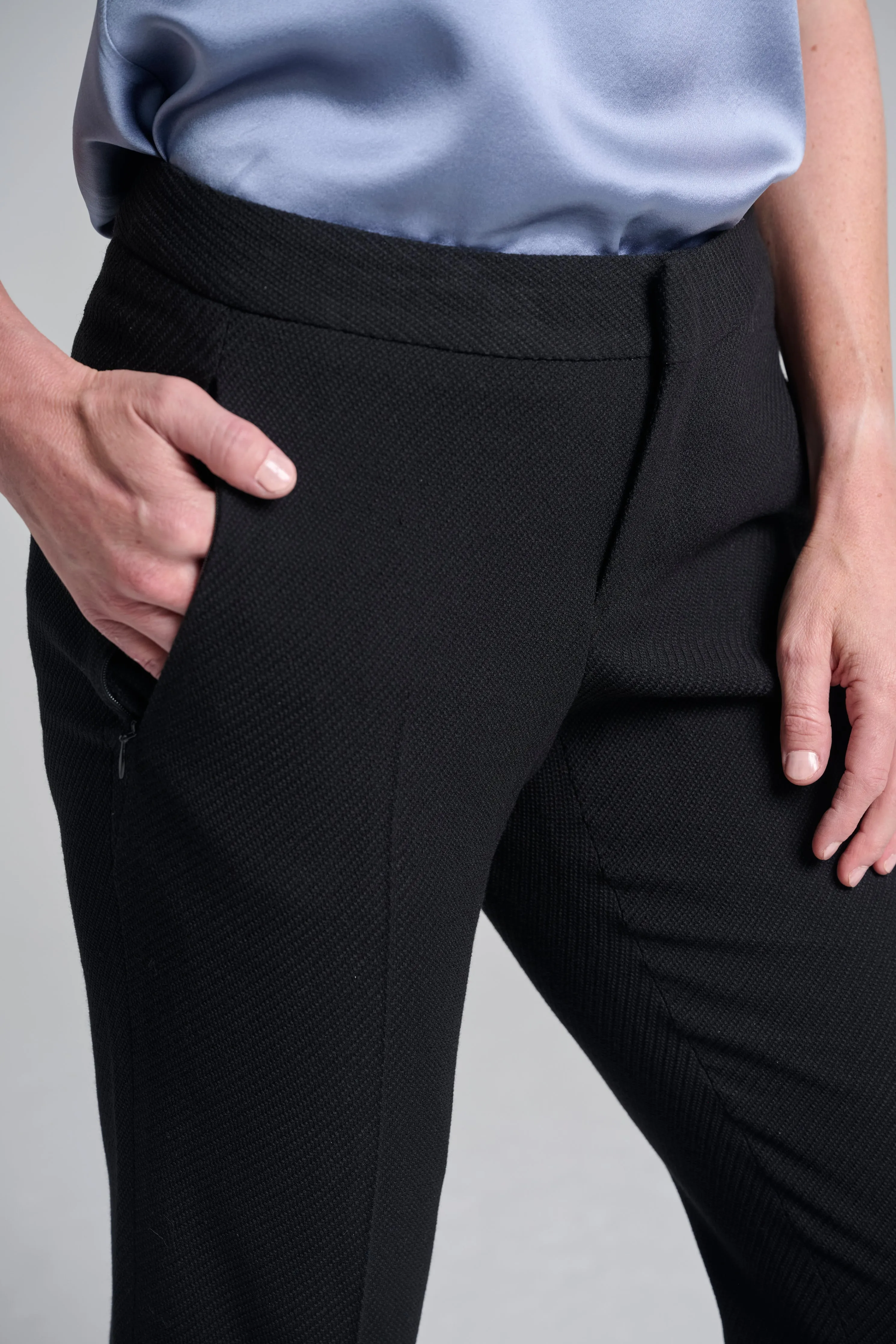 Flare Trouser - Dynamic Stretch - Black