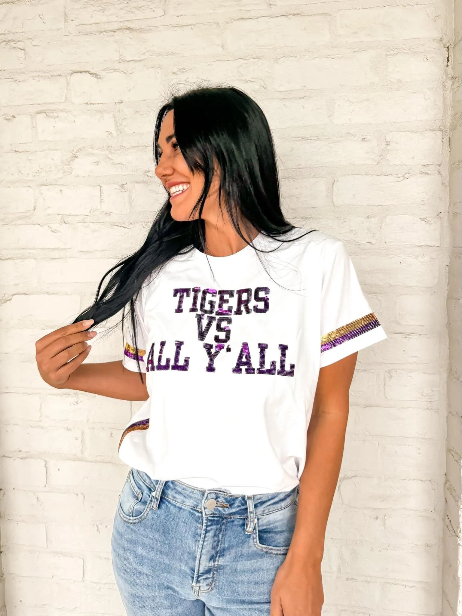 Queen Of Tigers Vs All Yall Tee