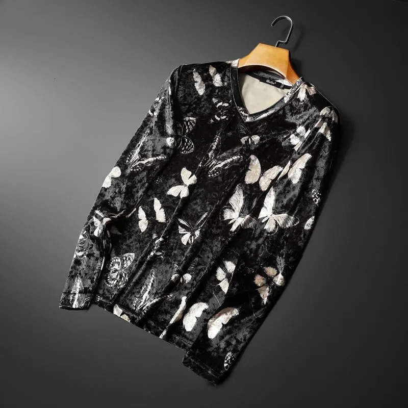Vintage Butterfly Print V-Neck T-Shirt